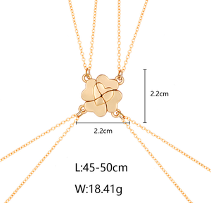 Collier en alliage plaqué or magnétique à quatre feuilles, collier porte-bonheur pour femmes, bijoux de mode, vente en gros de colliers pendentifs de mode - Product Image 1