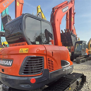 Mini-excavatrice sur chenilles hydraulique Doosan Dx60-9c d'occasion, 6 tonnes, avec godet de 0,2 m, pompe à engrenages, roulement, moteur de 54 kW - Product Image 3
