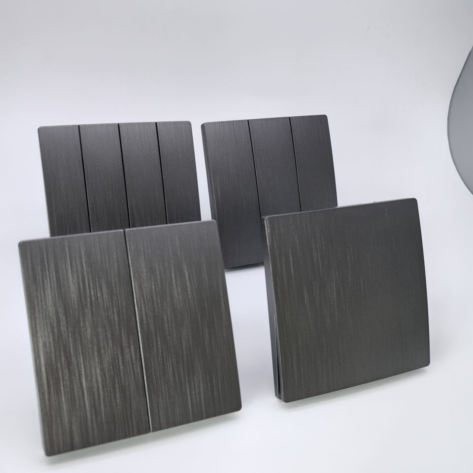 VNX High Quality BS Standard PC Material 4 Gang Light Control on off Switch Push Button Wall Switch