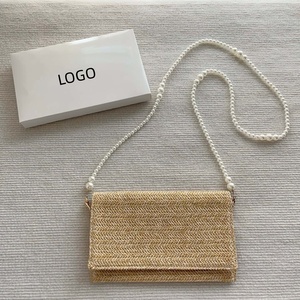 Nuevo set de regalo de verano que incluye una bolsa dorada de gran capacidad, bolso de mano para mujer, bolsa de maquillaje y neceser. - Product Image 1