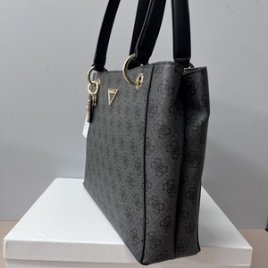 Bolso de hombro Amaze de alta calidad, nuevo modelo Crescent, a la moda, versátil, con estampado de flores clásicas, para mujer, tipo bandolera. - Product Image 4