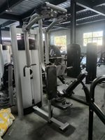 Xinrui Pin Loaded Pec Deck Fly Machine Commercial Gym Seated Chest Fly Rear Delt Butterfly Strength Equipment