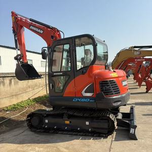 Mini-excavatrice sur chenilles hydraulique Doosan DX60-9C d'occasion, 6 tonnes, à vendre - Product Image 3