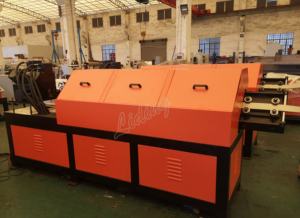 Machine d'angle en L Machine <span class=keywords><strong>de</strong></span> formage <span class=keywords><strong>de</strong></span> rouleaux <span class=keywords><strong>de</strong></span> quille légère entièrement automatique Moulin d'angle à barre en L - Product Image 6