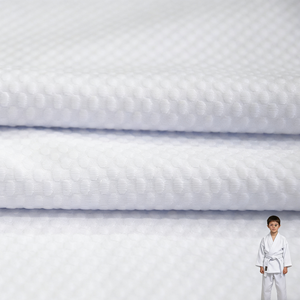 <span class=keywords><strong>Tissu</strong></span> tissé personnalisé en gros, 90 % polyester, 10 % coton TC, 100 % polyester, pour le karaté et le taekwondo - Product Image 1