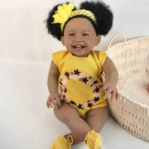 Sorridi di pelle nera per neonati bambola in Silicone morbido corpo da 60cm bambole rinate realistiche per il vero bambino per il regalo della ragazza - Product Image 4