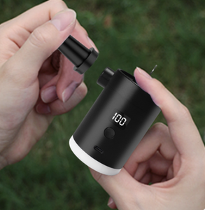 Pompe à air électrique légère et compacte avec éclairage pour matelas <span class=keywords><strong>de</strong></span> camping, flotteurs et sacs <span class=keywords><strong>de</strong></span> rangement - Product Image 1