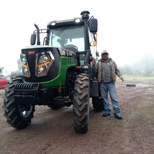 <span class=keywords><strong>Tracteur</strong></span> agricole 90 CV 4x4 904 avec chargeur frontal, transmission par engrenages, pompe et engrenages, et accessoires en option - Product Image 6