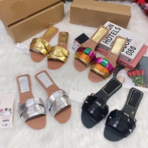 Tendencia de Moda Africana Za 2025: <span class=keywords><strong>Sandalias</strong></span> Planas y Zapatillas con <span class=keywords><strong>Plataforma</strong></span> para <span class=keywords><strong>Verano</strong></span> - Product Image 4
