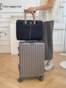 Housse d'ordinateur portable 14 pouces en nylon brodé avec nœud mignon, étui souple, étiquette personnalisée, doublure en velours à nœud diamant, sacoche antichoc pour ordinateur portable. - Product Image 6