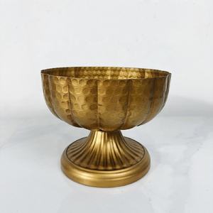 Vaso di fiori decorativi per fiori secchi ciotola in metallo lucidato oro di alta qualità per la decorazione di nozze - Product Image 3