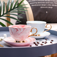 Ensemble tasse et soucoupe en céramique marbrée avec poignée dorée, écologique, moderne et luxueux, 200 ml, idéal pour les cadeaux
