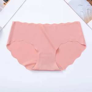 Culottes sans couture confortables et sexy à bordure festonnée/à volants, vente en gros du fabricant - Product Image 4