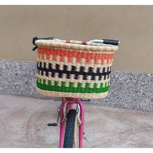 Cesta de mimbre vintage tejida a mano al por mayor de fabricante vietnamita, organizador de almacenamiento ecológico para decoración del hogar y bicicletas - Product Image 5