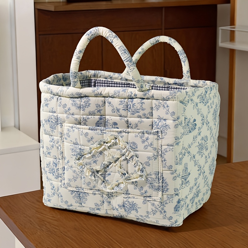 Panier de rangement motif fleurs bleues