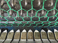 Precio al por mayor de fábrica Modelo mecánico 1 "Máquina de alambre de pollo Máquina de malla de alambre hexagonal galvanizada