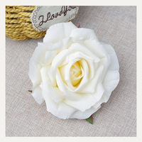 Hochwertige 12cm weiße Seiden rose künstliche Blumen für Hochzeits-und Feiertags dekor für Valentinstag-und Neujahrs rosen köpfe