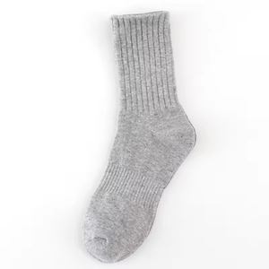 Wholesale Men's Cotton Solid Color Anti-Bacterial Crew <b>Socks</b> – Japanese Style Basketball Sports <b>Running</b> <b>Socks</b> for Athletic Wear - Product Image 4