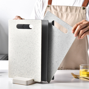 4 Mảnh ngăn ngừa ô nhiễm chéo biểu tượng thực phẩm rơm lúa mì nhựa thớt cắt Board thiết lập với lưu trữ đứng - Product Image 1