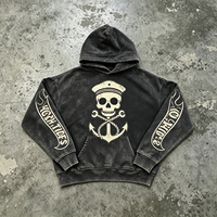 Sweat-shirt à capuche épais High Tides, noir, avec imprimé graphique Crâne et Ancre, effet délavé à l'acide, effet pulvérisé et vieilli, style streetwear