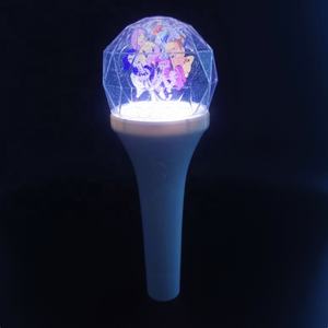 Faveurs de fête populaires clignotant diamant RF contrôleur central lumière LED colorée bâton clignotant pour Concerts et événements - Product Image 4