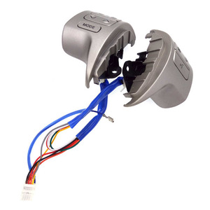 Interruptor de Control del Volante Toyota 84250-02200, Botones Multifunción de Audio para Corolla Altis 08-13 - Product Image 1
