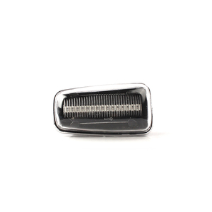 ไฟเลี้ยวข้างแบบ LED รุ่น ADT Sequential สำหรับ Peugeot 106 306 406 806 ไฟเลี้ยวข้างแบบ LED สีใส - Product Image 4