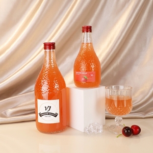 Embossed Texture Clear Glass Juice <strong>Bottle</strong> Empty Glass Beverage <strong>Bottle</strong> with Metal Screw Cap for Fruit Juice <strong>Sparkling</strong> Water - Product Image 3