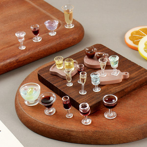 Miniatura de Vaso de Jugo Simulado, Modelo de Vaso de Bebida, Accesorios y Adornos para Casa de Muñecas en Miniatura: Copas de Vino - Product Image 2