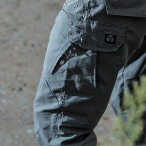 Pantaloni tattici da uomo a vita media di alta qualità ricamati pantaloni da lavoro Cargo da trekking metodo di tessitura non tessuto - Product Image 6