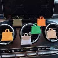 Diffuseur d'arômes moderne de luxe pour grille d'aération de voiture avec huiles essentielles, parfum d'ambiance, vente en gros, décoration pour l'intérieur de la voiture