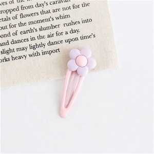 YIYIโรงงานขายส่งราคาถูกเด็กด้านคลิปผมลูกอมสีโลหะดอกไม้โลหะผสมBBคลิปสำหรับทารกหญิง - Product Image 6