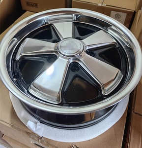 Flyway Fuchs Design 17x7.0 17x9.0 nero lucido con smalto a mano per 911 <span class=keywords><strong>Porsche</strong></span> classico - Product Image 2