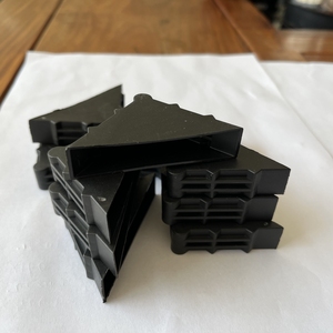 <span class=keywords><strong>Protection</strong></span> d'<span class=keywords><strong>angle</strong></span> triangulaire <span class=keywords><strong>en</strong></span> plastique noir <span class=keywords><strong>pour</strong></span> <span class=keywords><strong>table</strong></span> <span class=keywords><strong>en</strong></span> <span class=keywords><strong>verre</strong></span>, <span class=keywords><strong>protection</strong></span> des bords <span class=keywords><strong>de</strong></span> <span class=keywords><strong>table</strong></span> <span class=keywords><strong>en</strong></span> <span class=keywords><strong>verre</strong></span> - Product Image 3