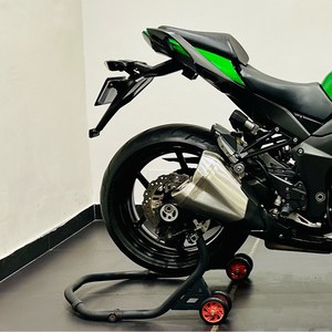 <span class=keywords><strong>Kawasaki</strong></span> <span class=keywords><strong>Z1000R</strong></span> 2022 d'occasion, 600-1000 cm³, >80 km/h, origine américaine - Product Image 5