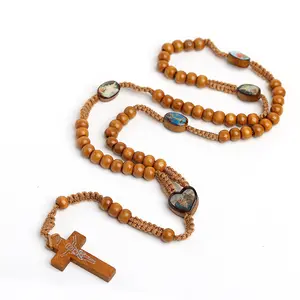 Collana con rosario religioso in legno cattolico con perline collana con pendente a croce in legno con perline di gesù per regalo