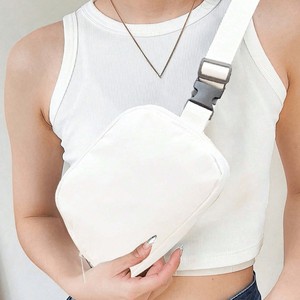 Sac de poitrine et bandoulière unisexe en polyester imperméable avec fermeture éclair pour sports de plein air et course à pied - Product Image 3