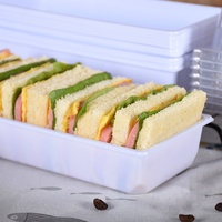 Boîte d'emballage alimentaire jetable en PET de qualité alimentaire, transparente, rectangulaire, pour sandwichs, gâteaux roulés, viandes séchées, mousses et pâtisseries.