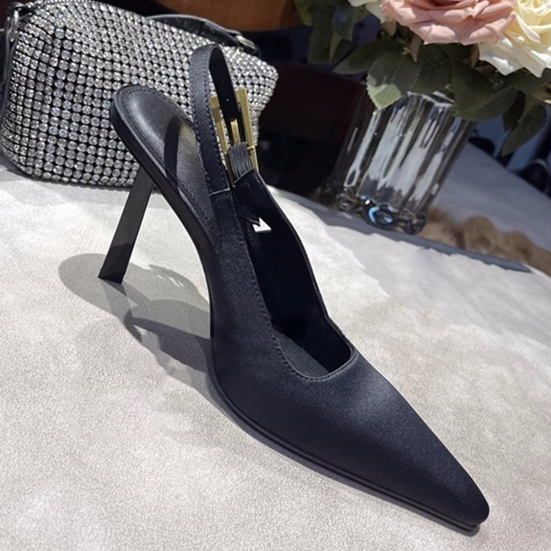 Satin noir