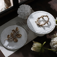 Présentoir à bijoux Plateau en plâtre médiéval blanc Anneau Bracelet Bijoux Table de rangement pour bijoux Plateau de présentation