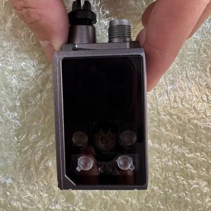 Escáner de código de barras Keyence Sr X100w Ethernet fabricado en Japón, modelo original para uso industrial - Product Image 2