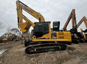 Excavadora Komatsu PC220, opción resistente sobre orugas en buenas condiciones con motor central y componentes de bomba similares al modelo PC200 - Product Image 3