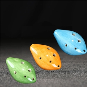 Flûte Ocarina en céramique colorée à 6 trous en forme de feuille, instrument de musique folklorique, cadeau souvenir pour étudiants, vente en gros - Product Image 5
