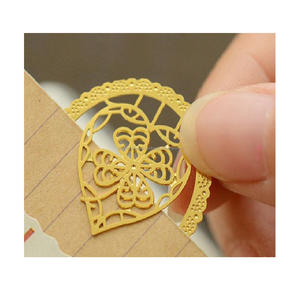 Marque-pages en laiton forme creuse En Métal Signet - Product Image 3