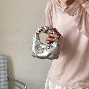 حقائب يد صغيرة جديدة للأطفال من بوتيك برينسيس بنمط زهري وفيونكة حلوة للفتيات - Product Image 3