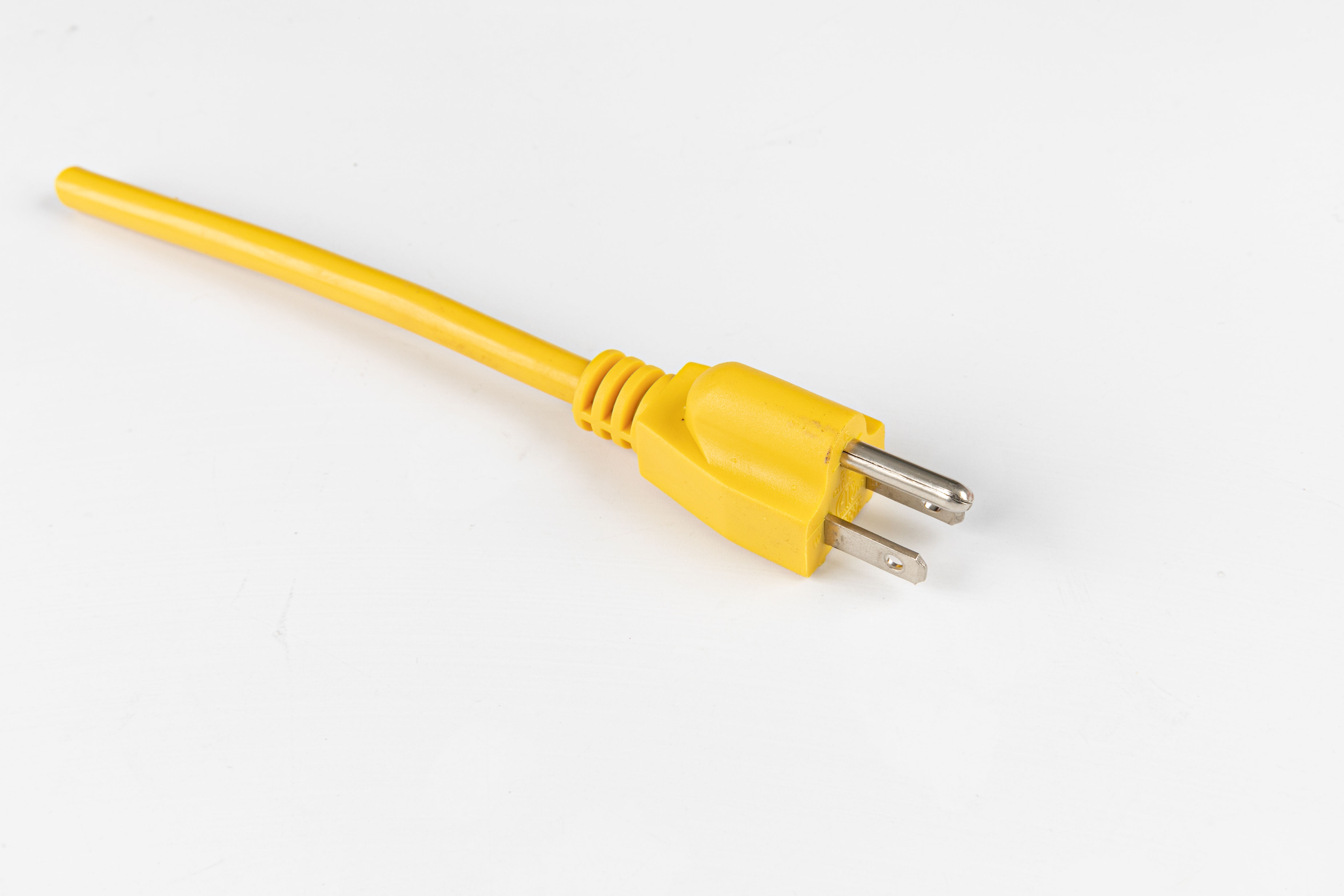 สีเหลือง