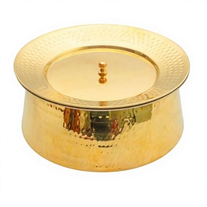 Casserole ronde en laiton martelé pour biryani, ustensile de cuisine pour cuisiner sur le poêle, avec couvercle. - Product Image 1