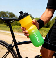GOGALLJUG Bouteille d'eau de sport souple dégradée 750 ml – Bouteille d'eau de vélo sans BPA et anti-fuite pour le cyclisme, la randonnée et la gym