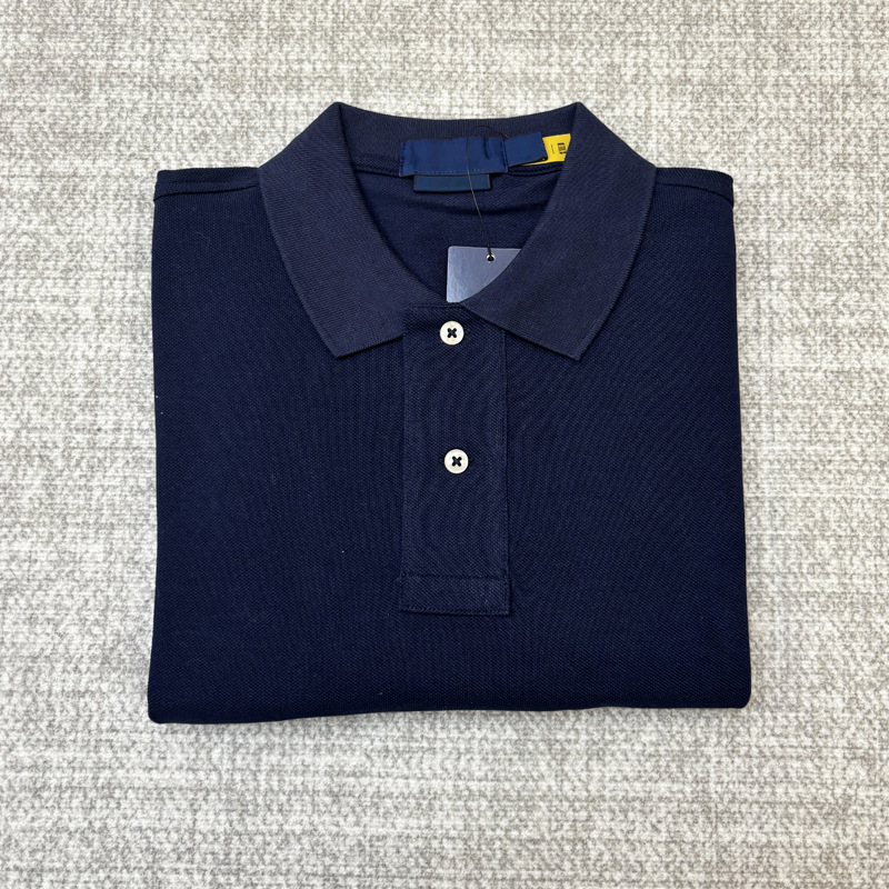 Navy blue-red pony