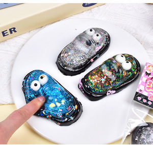 ของเล่นบีบมือรูปรองเท้าการ์ตูน เนื้อนุ่ม บีบแล้วมีประกาย สนุกสนาน ช่วยผ่อนคลาย ใช้ได้ทุกวัน - Product Image 5